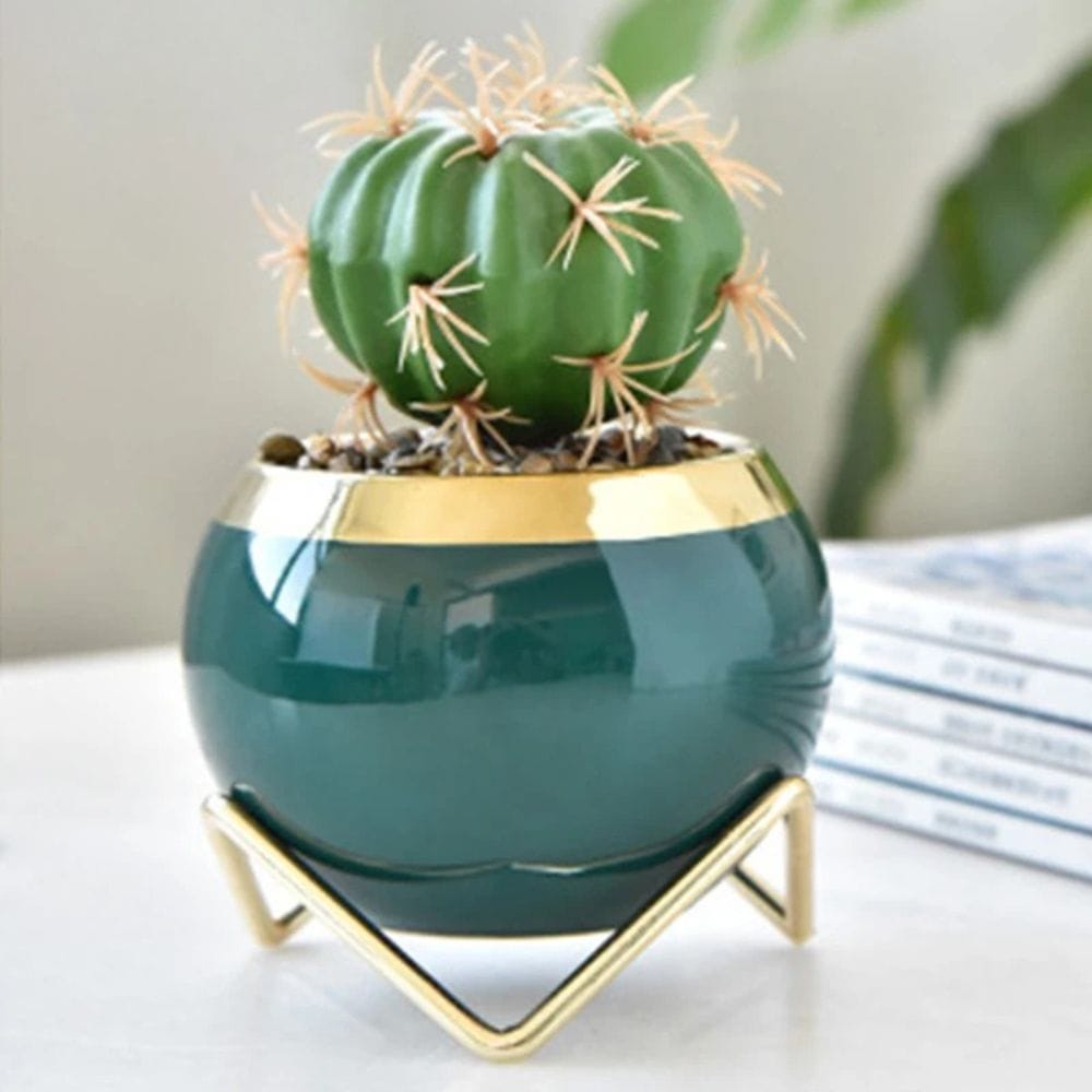 cache-pot de fleur sur pied