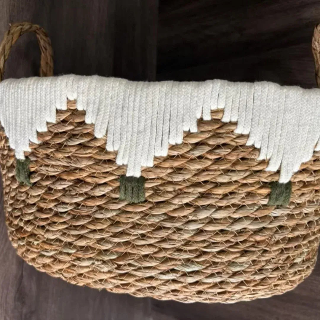 Cache pot en osier ovale