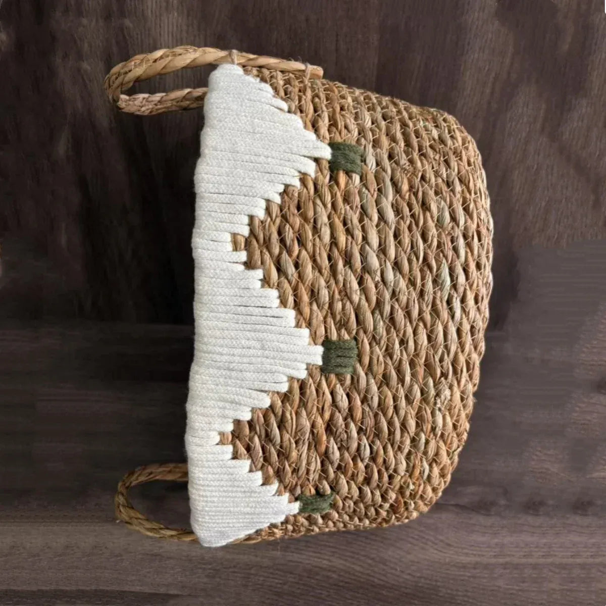 Cache pot en osier ovale