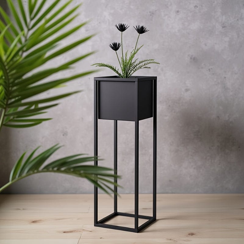 Cache pot haut sur pied