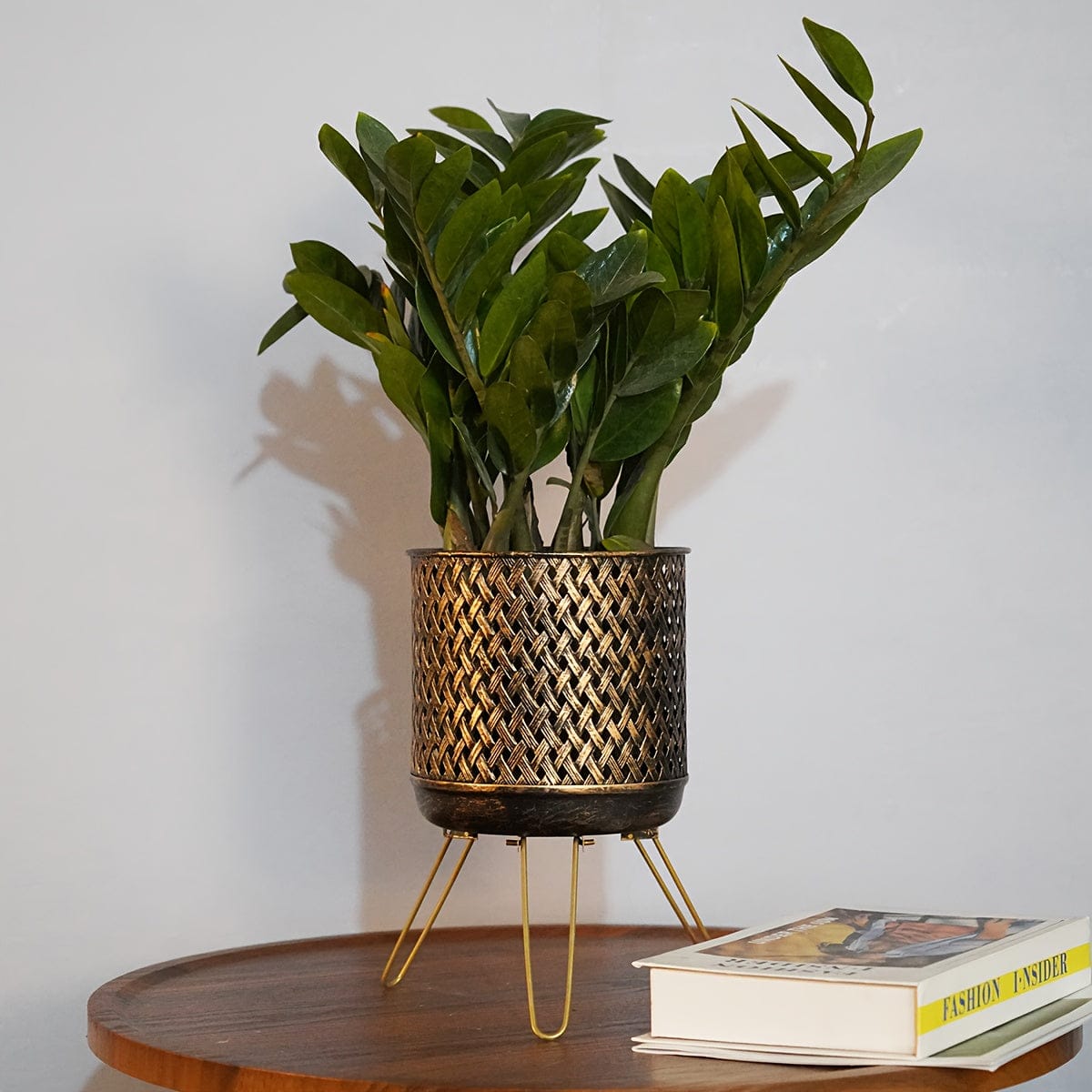 cache-pot metal sur pied