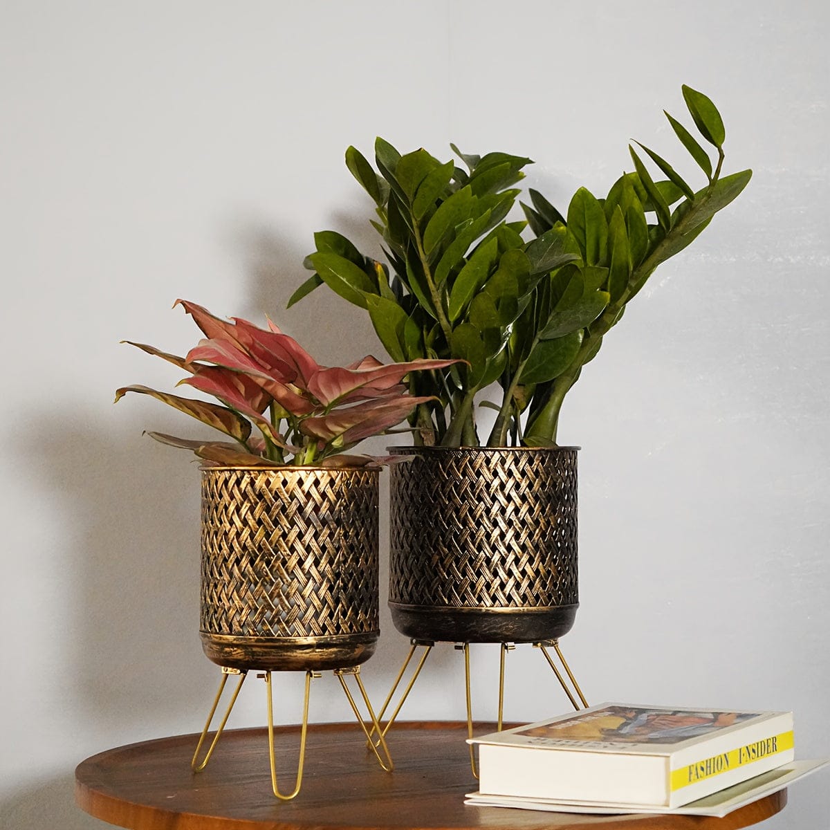 cache-pot metal sur pied Les 2 / 1