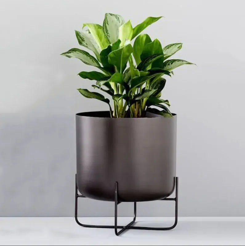 grand cache-pot sur pied